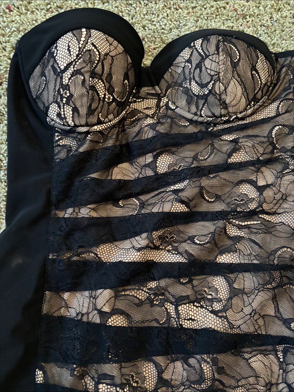 bebe Lucy Strapless Corset-Style Black Lace & Nude Bodycon Dress- Womens Sz 8 - Picture 2 of 9